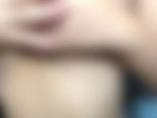 Live cam show with EmyLux - Ride on Camsoda