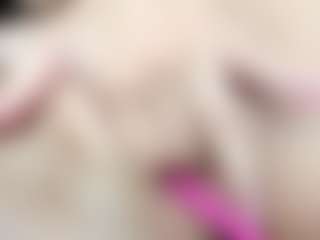 EmyLux's Live Sex Cam Show