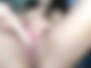 EmyLux's Live Sex Cam Show