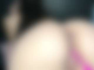 EmyLux's Live Sex Cam Show
