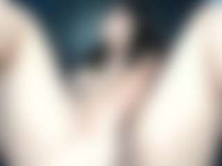 EmyLux's Live Sex Cam Show