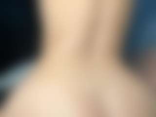EmyLux's Live Sex Cam Show
