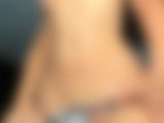 EmyLux's Live Sex Cam Show