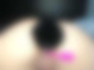 EmyLux's Live Sex Cam Show
