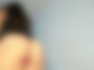 EmyLux's Live Sex Cam Show
