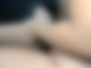 EmyLux's Live Sex Cam Show