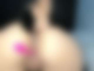 EmyLux's Live Sex Cam Show