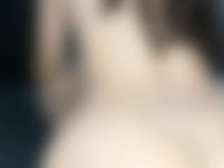 EmyLux's Live Sex Cam Show