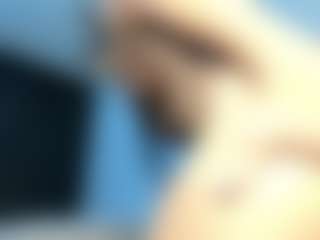 EmyLux's Live Sex Cam Show