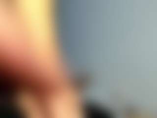 EmyLux's Live Sex Cam Show