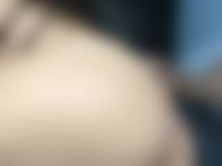 EmyLux's Live Sex Cam Show
