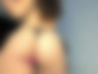 EmyLux's Live Sex Cam Show