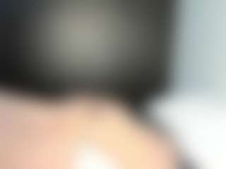 EmyLux's Live Sex Cam Show