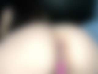 EmyLux's Live Sex Cam Show