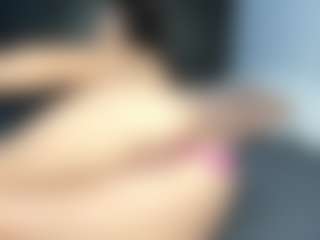 EmyLux's Live Sex Cam Show