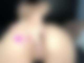 EmyLux's Live Sex Cam Show