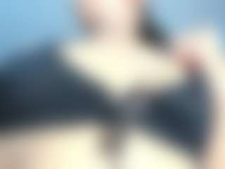 EmyLux's Live Sex Cam Show