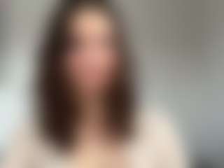 Live cam show with auraa-blue - Brown Hair on https://playwithruby.com