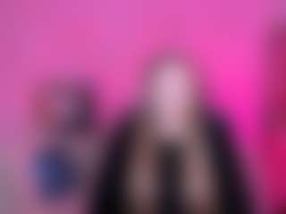 Live cam show with bella-stormi1 - Bedroom Ebony on LiveSexCams6
