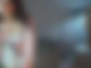 Live cam show with EldoraVenuto - Brown Hair Petite on LiveSexCams6