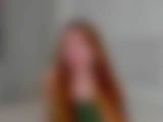 Live cam show with EvaLuv - New Blowjob on SpunkLive