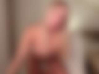 Live cam show with sheislilith - Petite on xDating