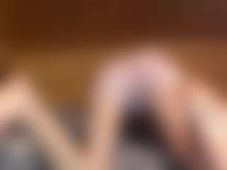 Live cam show with Ashley - Curvy Middle Aged on live18s.com