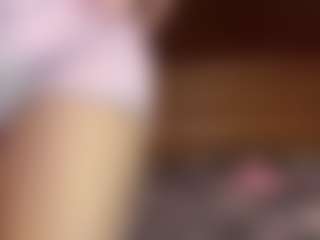 Live cam show with Ashley - Mature Middle Aged on live18s.com