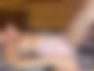 Live cam show with Ashley - Granny on Camsoda