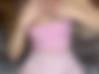 Live cam show with Ashley - Big Ass Teen (18+) on CamClone