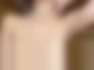 Live cam show with Ashley - New Petite on Camsoda