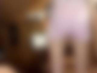 Live cam show with Ashley - Granny on Camsoda