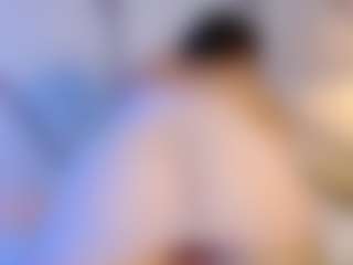 Live cam show with Chloe-Rem - New Petite on Mixed Magazine Live