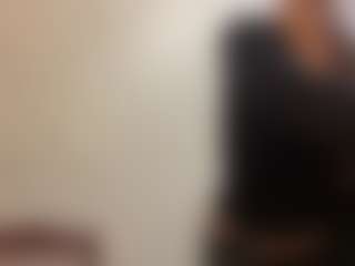 Live cam show with Lora - Tease Brown Hair on SxyPornLive