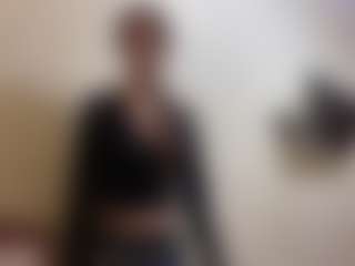 Lora's Live Sex Cam Show