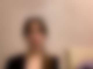 Lora's Live Sex Cam Show