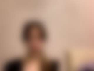 Lora's Live Sex Cam Show