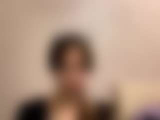 Live cam show with Lora - Dirty Talk on Sweet Sext