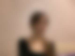 Live cam show with Lora - New Blowjob on Camsoda Late Night