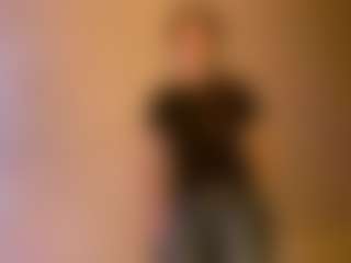 Lora's Live Sex Cam Show