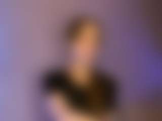 Lora's Live Sex Cam Show