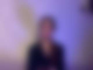 Lora's Live Sex Cam Show