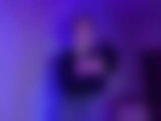 Live cam show with Lora - Brown Hair on alttransgirls