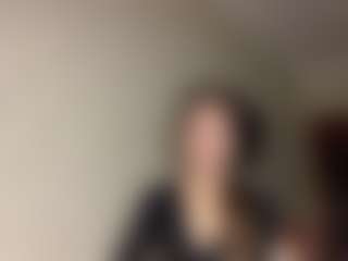 Lora's Live Sex Cam Show