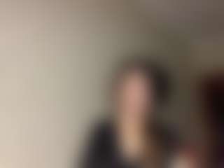 Lora's Live Sex Cam Show