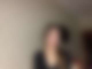 Live cam show with Lora - New Spank on Camsoda