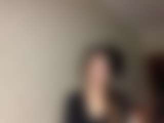 Live cam show with Lora - Spank Brown Hair on Camsoda