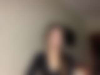 Lora's Live Sex Cam Show
