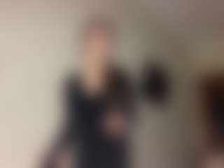 Lora's Live Sex Cam Show