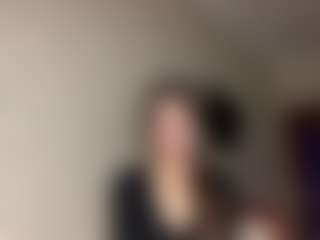 Lora's Live Sex Cam Show